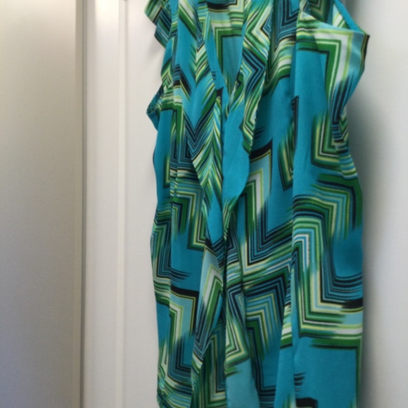 NWOT Beautiful Turquoise Top - Picture 3 of 10